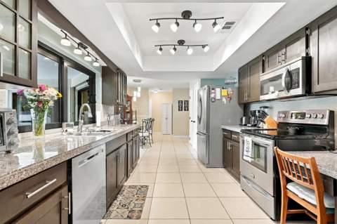 99 Cuyahoga Road, Lake Worth FL - photo 14 of 57