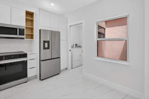8224 Summerbreeze Lane, Boca Raton FL - photo 8 of 35
