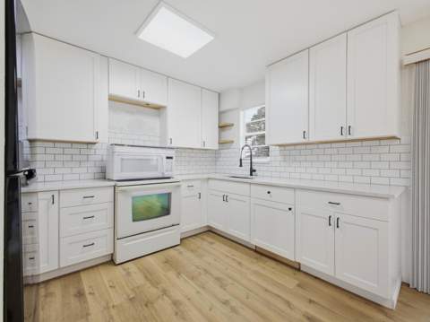 711 NW Riverside Drive, Port St. Lucie FL - photo 6 of 27