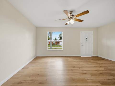 711 NW Riverside Drive, Port St. Lucie FL - photo 11 of 27
