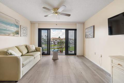 901 Seafarer Circle #306, Jupiter FL - photo 14 of 42