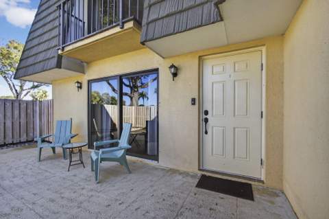 1101 11th Way, West Palm Beach FL - photo 9 of 43