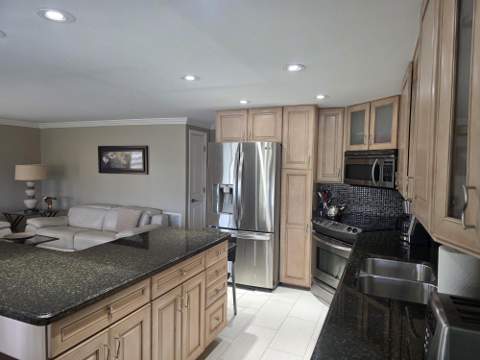 2471 SW 51st Street, Dania Beach FL - photo 7 of 22
