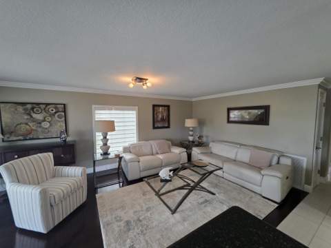 2471 SW 51st Street, Dania Beach FL - photo 6 of 22