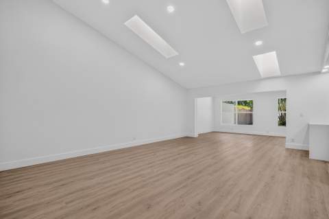 200 SW 29th Avenue, Delray Beach FL - photo 9 of 28
