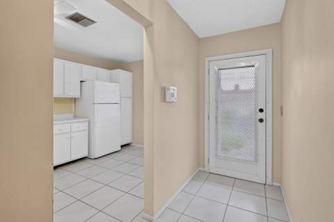 5780 Fernley Drive #144, West Palm Beach FL - photo 7 of 31