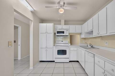 5780 Fernley Drive #144, West Palm Beach FL - photo 10 of 31