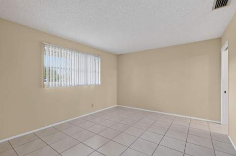 5780 Fernley Drive #144, West Palm Beach FL - photo 13 of 31
