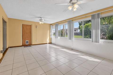 5780 Fernley Drive #144, West Palm Beach FL - photo 24 of 31