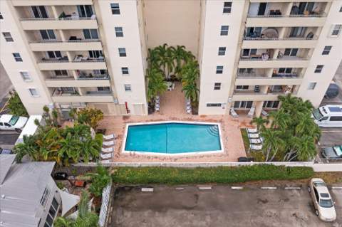 900 NE 18th Avenue #406, Fort Lauderdale FL - photo 17 of 25