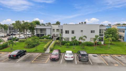 541 Burgundy L #541, Delray Beach FL - photo 13 of 16