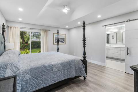 13320 Touchstone Court, Palm Beach Gardens FL - photo 12 of 32