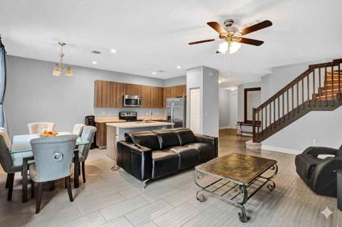 4619 NW 59th Street, Tamarac FL - photo 13 of 53