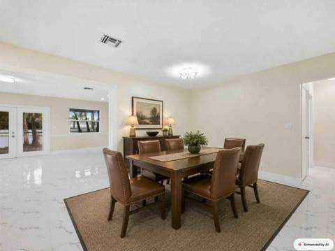 1421 Crest Drive, Lake Worth FL - photo 15 of 41