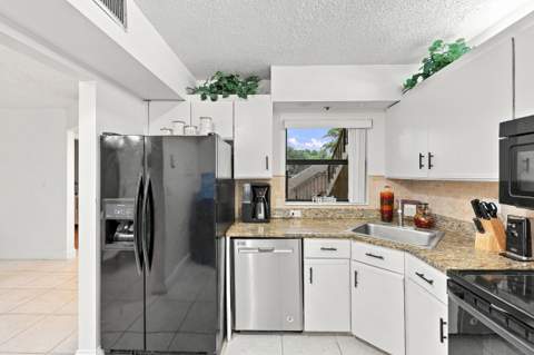 8609 Boca Glades Boulevard #A, Boca Raton FL - photo 14 of 39
