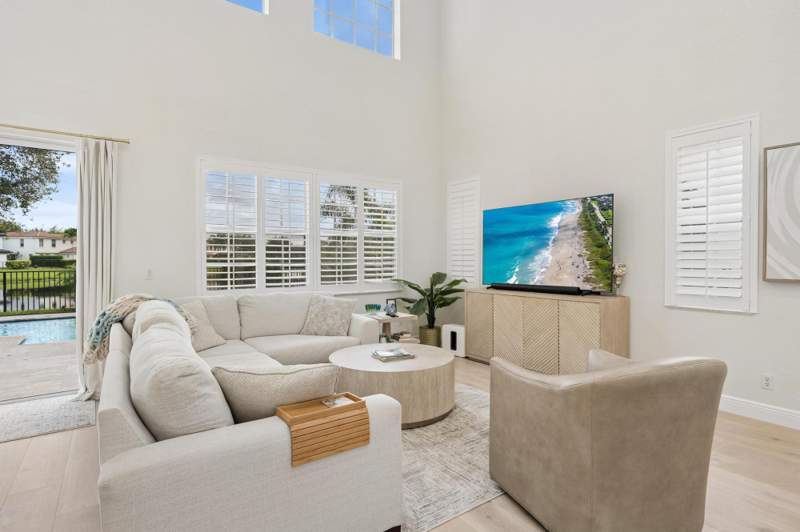 4 bedroom Single Family Residence at 844 Madison Court, Evergrene Pcd 8, Palm Beach Gardens — photo 5