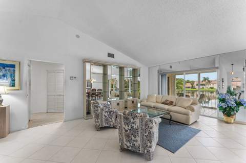 14388 Emerald Lake Drive #3, Delray Beach FL - photo 12 of 35
