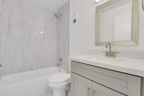 8157 Springtree Road, Boca Raton FL - photo 10 of 24