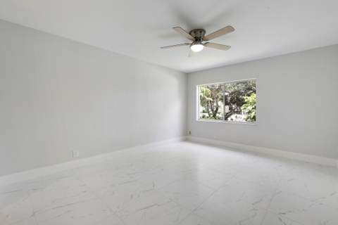 8157 Springtree Road, Boca Raton FL - photo 15 of 24