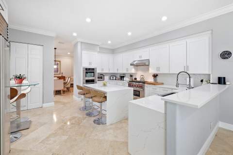 1261 Beacon Circle, Wellington FL - photo 10 of 44
