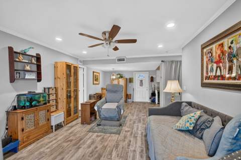 453 Lake Frances Drive, West Palm Beach FL - photo 16 of 47
