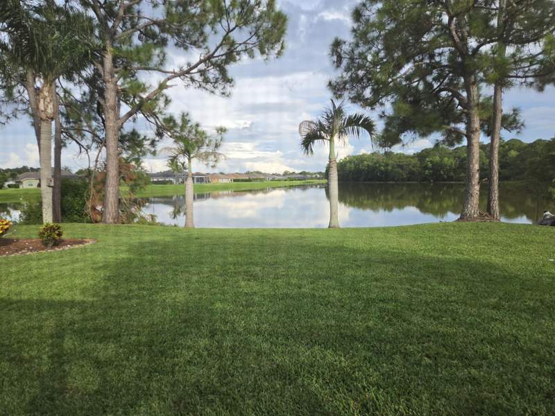 3 bedroom Single Family Residence at 238 SW Fernleaf Trail, Sawgrass Lakes Phase 2, Port St. Lucie — photo 4