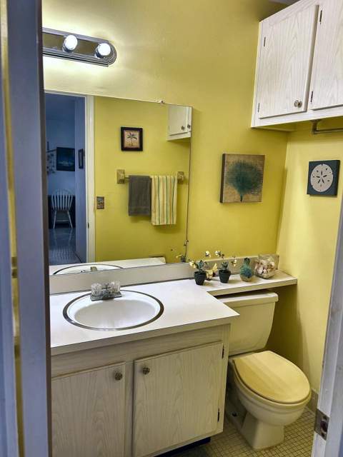 2131 NE 1st Court #204, Boynton Beach FL - photo 13 of 15