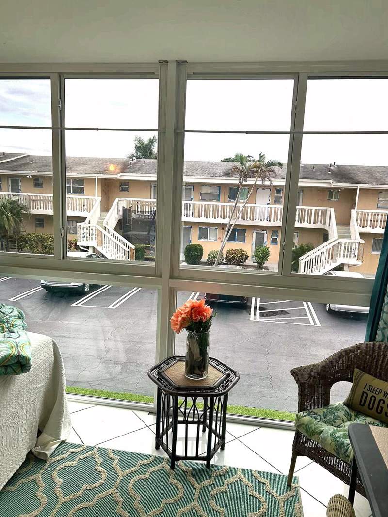 1 bedroom Condominium at 2131 NE 1st Court #204, Village Royale Condo 2, Boynton Beach — photo 3