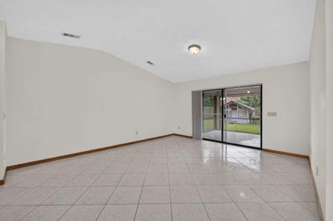 102 SW Evans Avenue, Port St. Lucie FL - photo 13 of 45