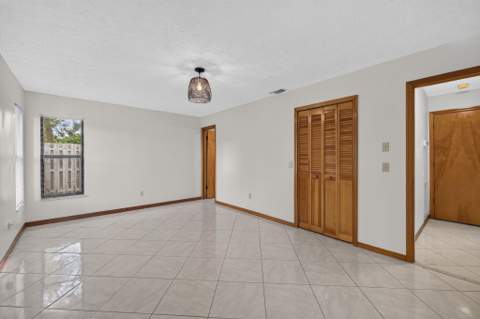 102 SW Evans Avenue, Port St. Lucie FL - photo 24 of 45