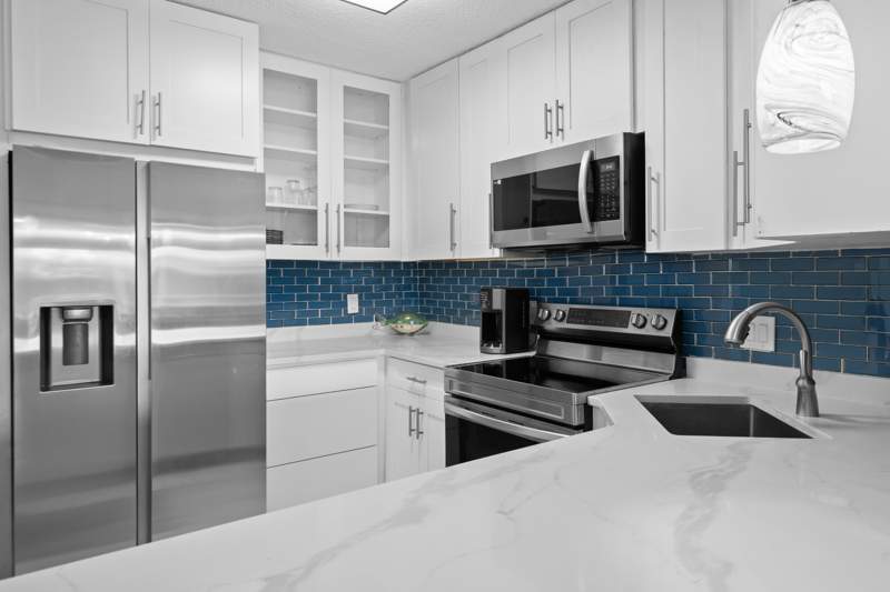 2 bedroom Condominium at 390 N Federal Highway #202, River House Towers Condo, Deerfield Beach — photo 3