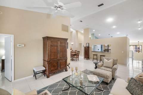 9711 Pavarotti Terrace #202, Boynton Beach FL - photo 9 of 47