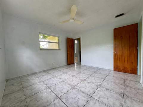 1785 NW 39th Place, Oakland Park FL - photo 20 of 29