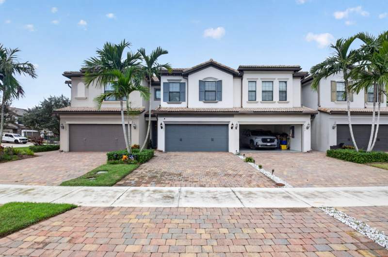 3 bedroom Townhouse at 4601 San Fratello Circle, Fields At Gulfstream Polo, Lake Worth — photo 5