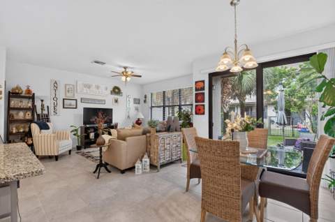 4601 San Fratello Circle, Lake Worth FL - photo 21 of 62