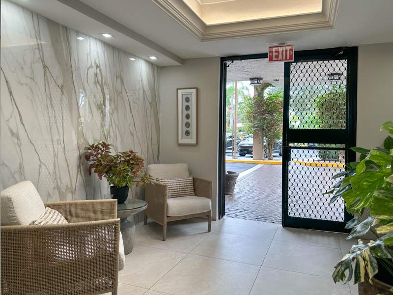 3 bedroom Condominium at 5301 Fountains Drive #501, Fountains South Condo 3C, Lake Worth — photo 3
