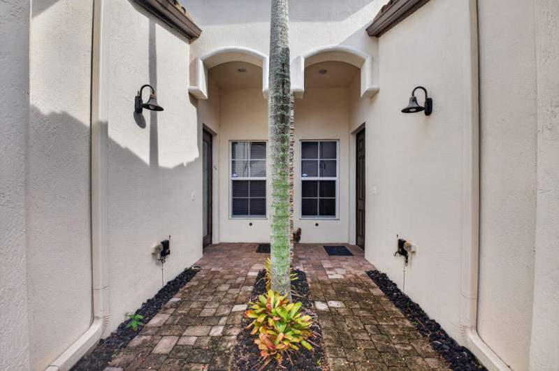 2 bedroom Single Family Residence at 14664 Barletta Way, Villaggio Reserve, Delray Beach — photo 3