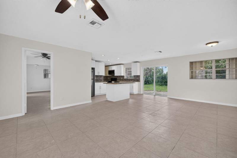 3 bedroom Single Family Residence at 913 SE 10th Street, Sherwood Forest, Stuart — photo 5