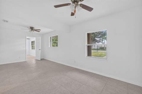 913 SE 10th Street, Stuart FL - photo 19 of 32