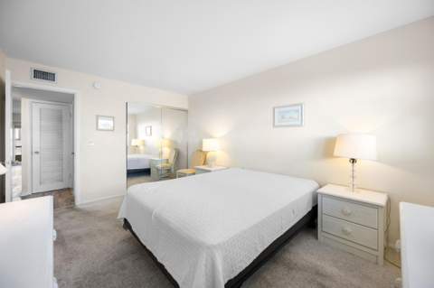 100 Shore Court #104, North Palm Beach FL - photo 19 of 40