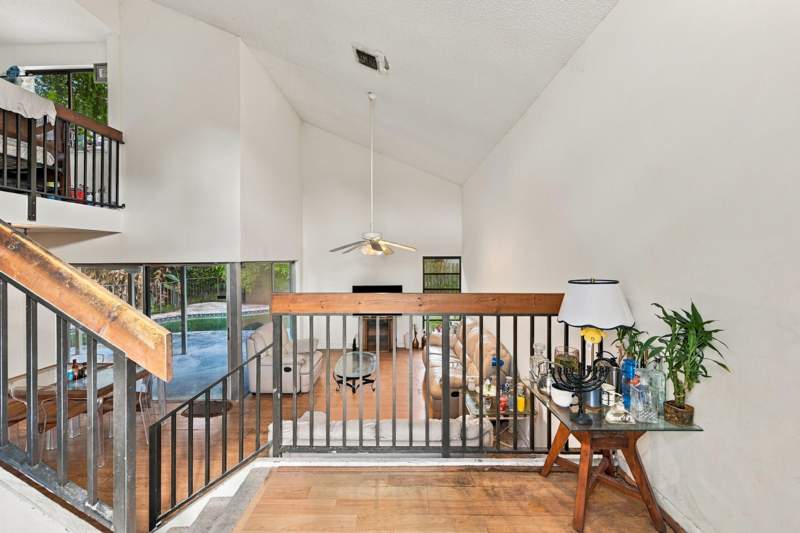 3 bedroom Single Family Residence at 3528 NW 73rd Way, Crossings No 2, Coral Springs — photo 3