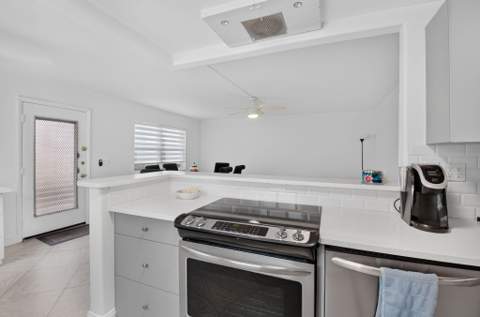 390 Normandy I, Delray Beach FL - photo 12 of 81
