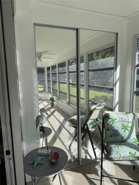 301 Oakridge Q #301, Deerfield Beach FL - photo 11 of 12