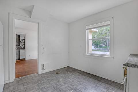 5014 Spruce Avenue, West Palm Beach FL - photo 9 of 35
