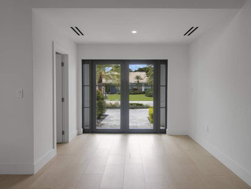 3 bedroom Single Family Residence at 4909 Pineview Circle, Seagate Country Club, Delray Beach — photo 4