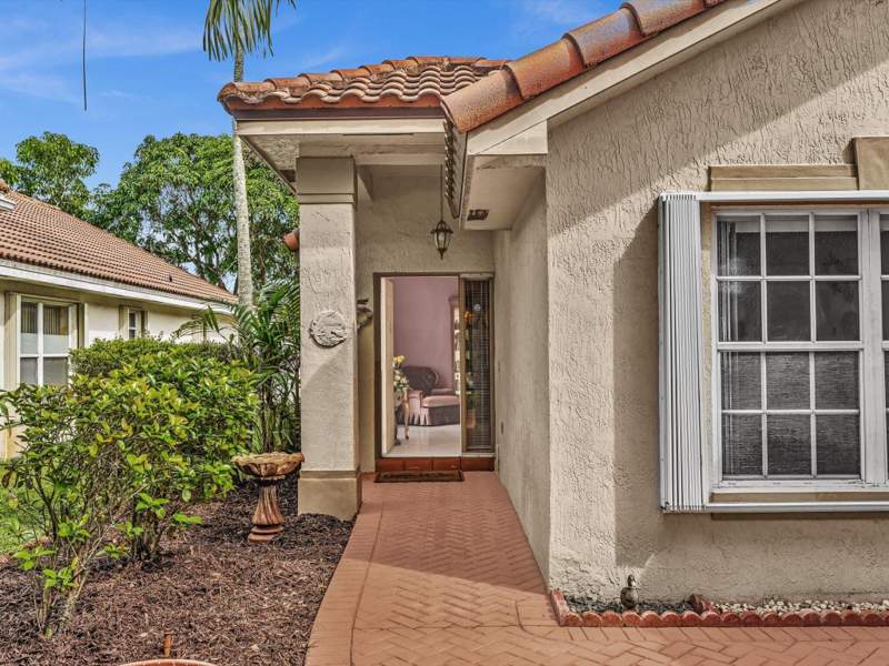 4 bedroom Single Family Residence at 12535 SW 7th Place, Arboretum, Davie — photo 5