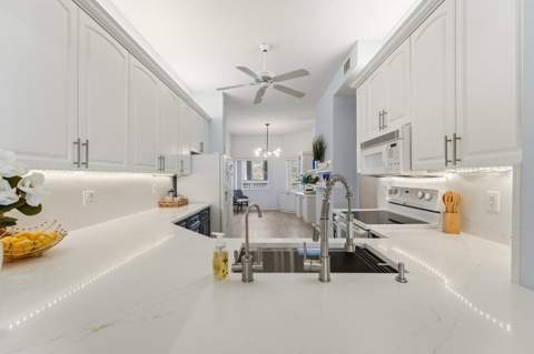 7478 Granville Drive #406, Tamarac FL - photo 9 of 45