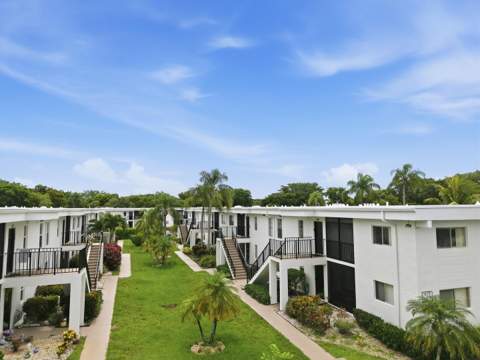 14898 Wedgefield Drive #208, Delray Beach FL - photo 18 of 22