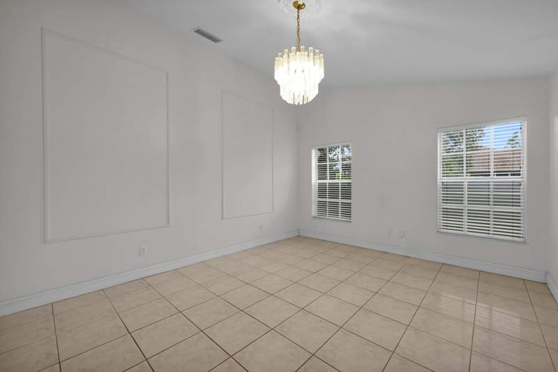 3 bedroom Single Family Residence at 2901 SW Bright Street, Port St Lucie Section 16, Port St. Lucie — photo 2