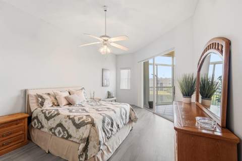 7478 Granville Drive #406, Tamarac FL - photo 14 of 45